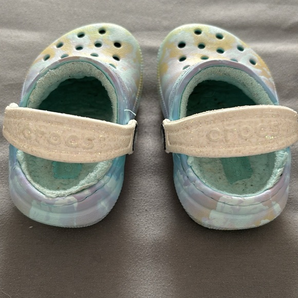 Toddler Crocs - Picture 2 of 4